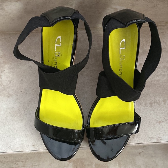 Chinese Laundry Idelle Platform Wedge 6US - Picture 8 of 9